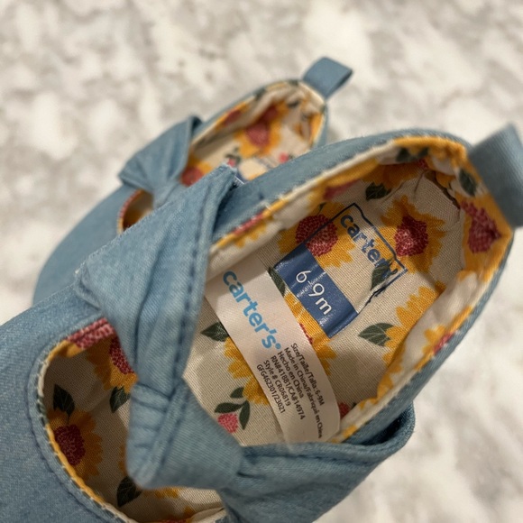 Baby girl shoes 3 pairs size 6-9 months - Picture 3 of 5